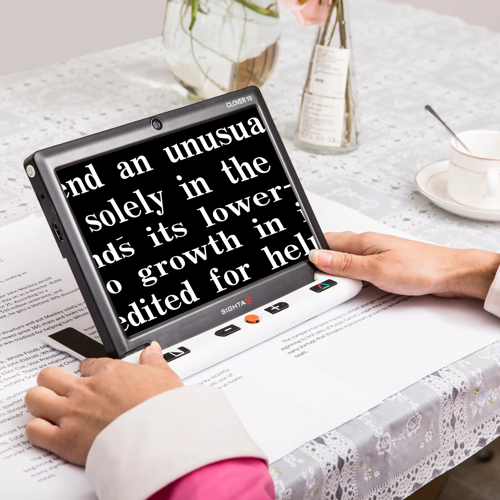 Clover 10 portable video electronic magnifier - Image 5