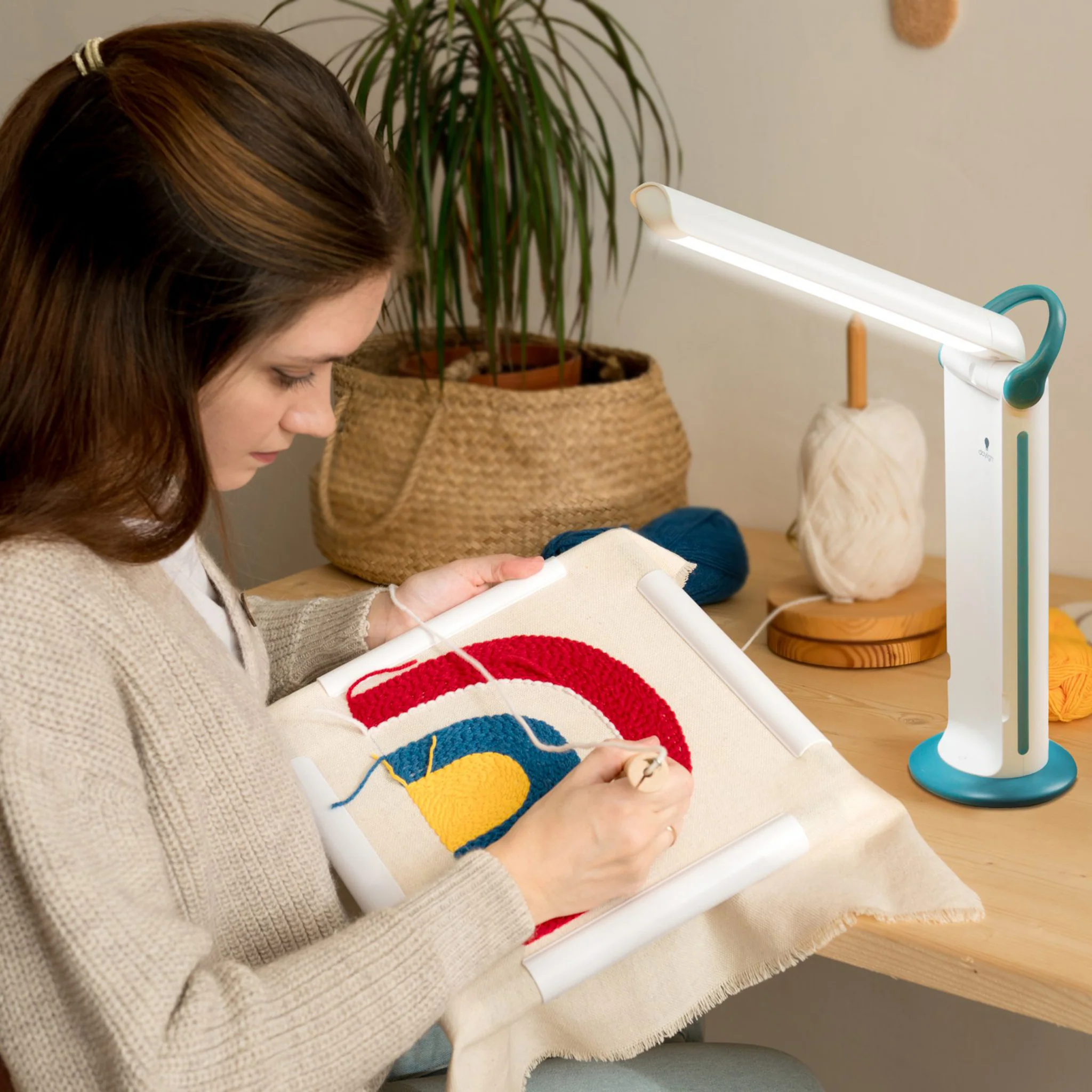 Daylight Twist 2 Go portable lamp - Image 6