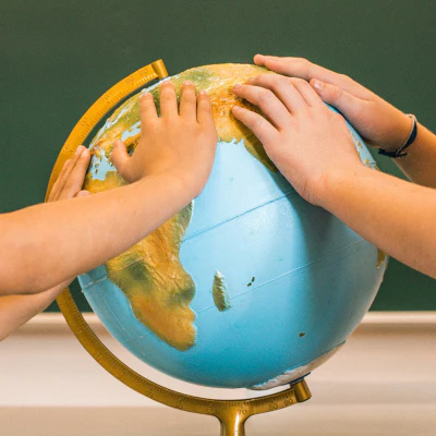 Tactile talking globe - Image 3